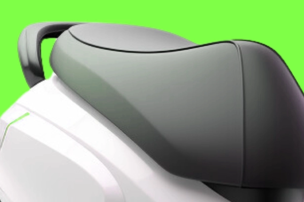 Spacious Ergonomic Seat for Electric Scooter